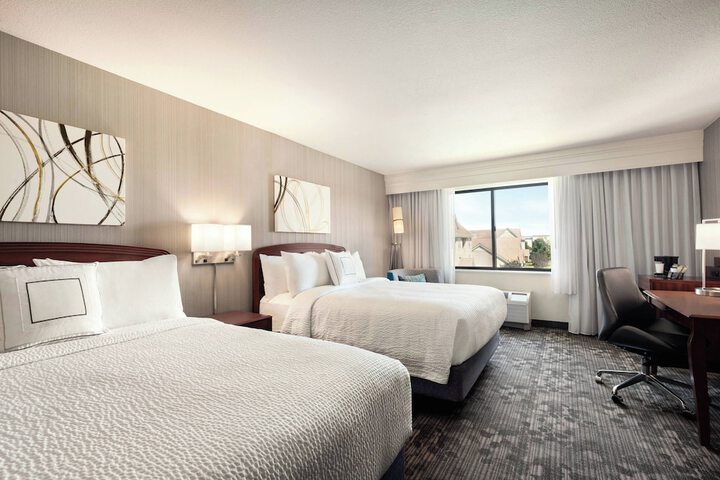 Courtyard by Marriott Salinas Monterey