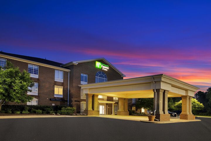 Hotel 2 of 53