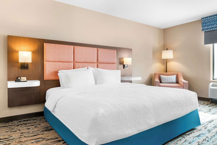 Hampton Inn Detroit / Auburn Hills-North