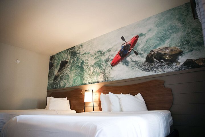 Room 8 of 30