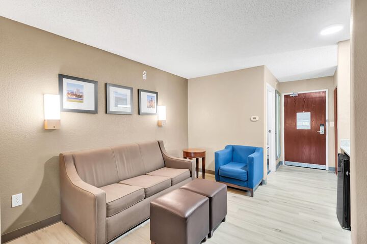 Comfort Suites Lakewood - Denver