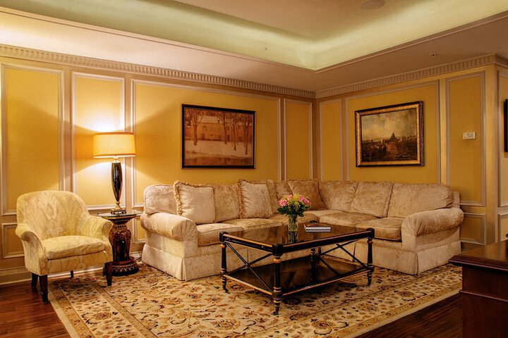 Room 42 of 61