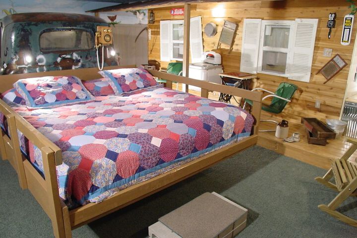 Wildwood Inn Tropical Dome & Theme Suites