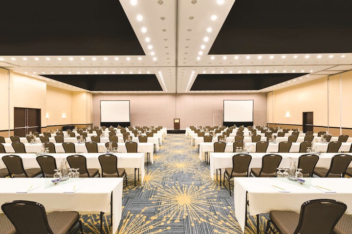 Hilton Garden Inn Fargo