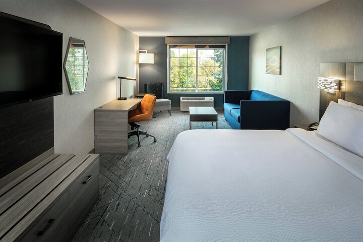 Holiday Inn Express Corvallis-On the River by IHG