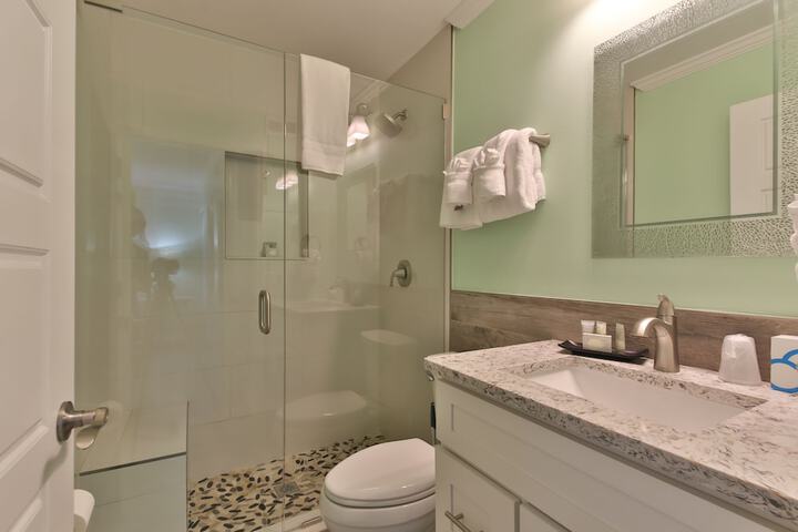 Tradewinds Beach Resort
