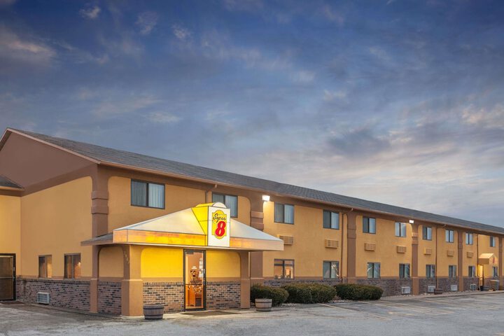 Hotel 2 of 18