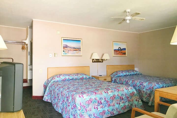 Room 17 of 29