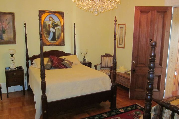 Room 45 of 74