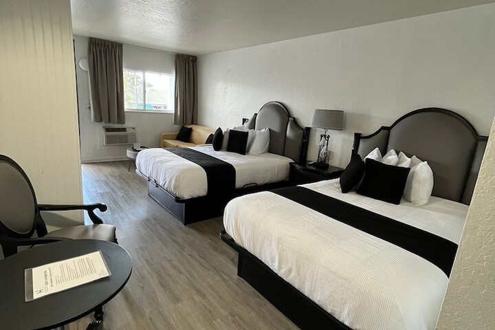 Holiday Isles Resort