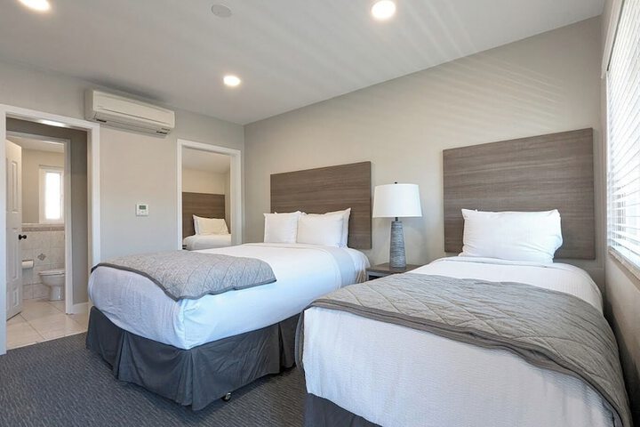 Room 26 of 38