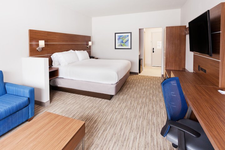 Holiday Inn Express & Suites Cartersville by IHG