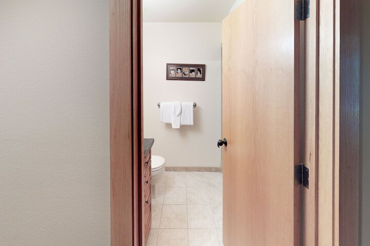 Room 103 of 361