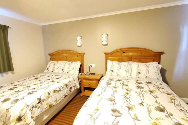 Room 82 of 181