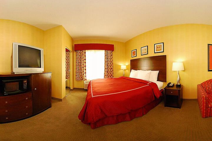 Room 17 of 40
