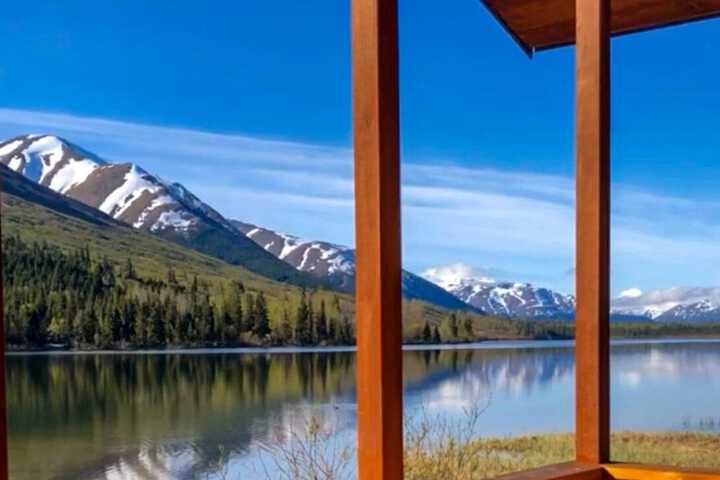Summit Lake Lodge