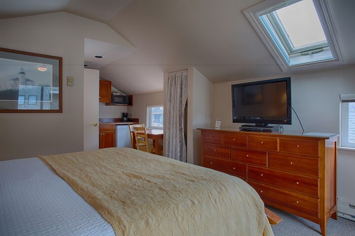 Room 162 of 231
