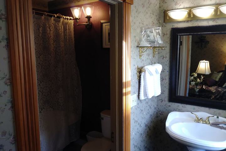 Room 11 of 60