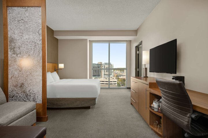 Hyatt Place Iowa City Downtown
