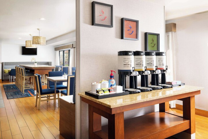 Hampton Inn Sacramento / Rancho Cordova