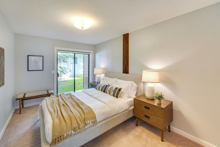 Walk to Main St. & Lifts: Ketchum Townhouse!