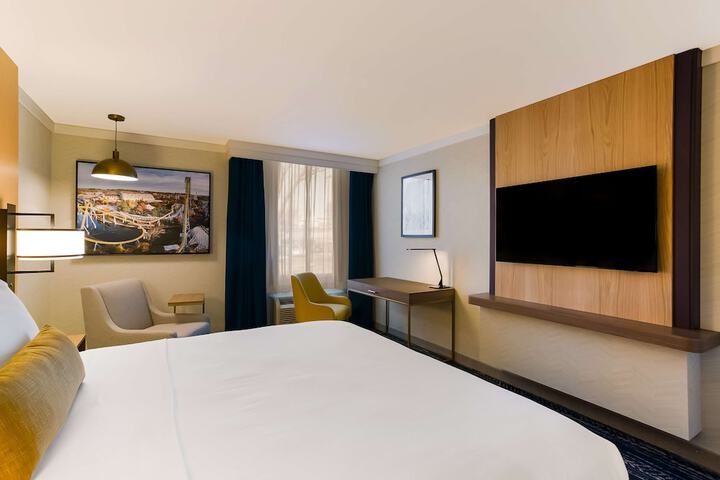 Room 19 of 45