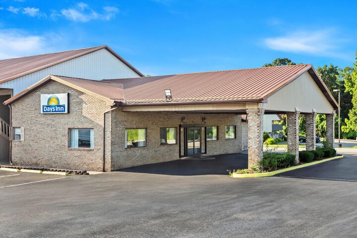 Days Inn by Wyndham Huntington