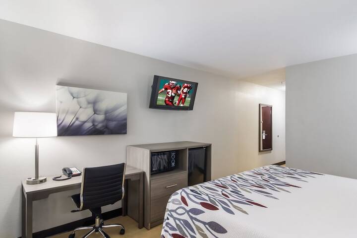 Room 12 of 35