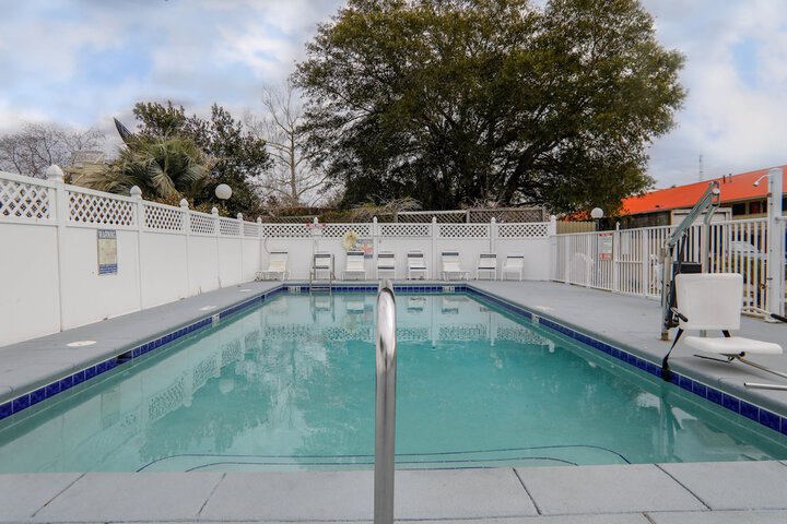 Pool 5 of 38