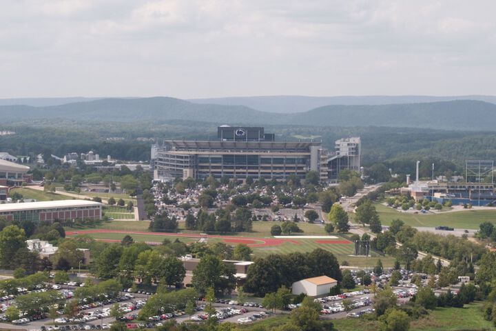 Country Inn & Suites by Radisson State College (Penn State Area), PA
