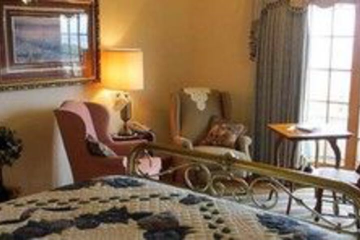 The Hurst House Bed and Breakfast