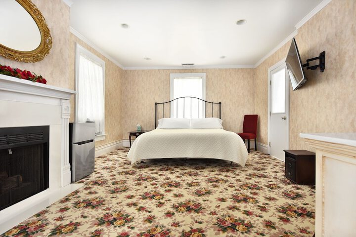 Room 7 of 26