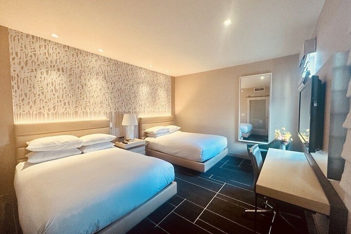 Room 21 of 53