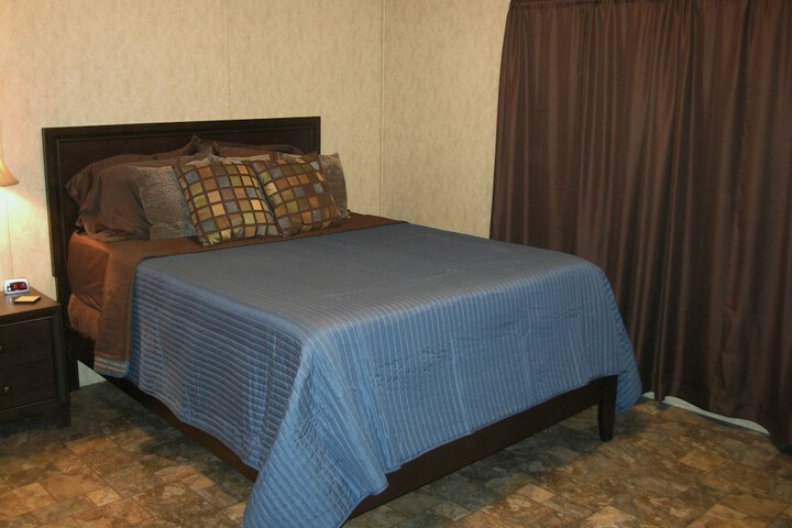 Eagle Ford Lodging