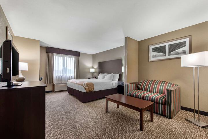 Room 42 of 57