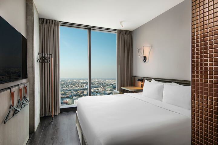 Room 20 of 82