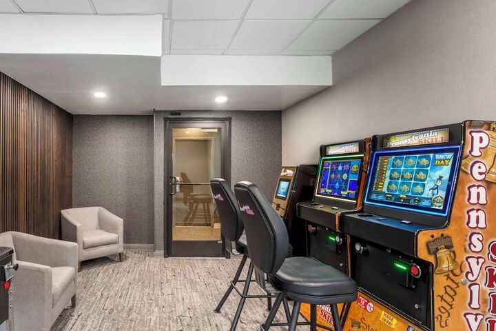 Best Western Plus Heritage Rail-South York / I-83