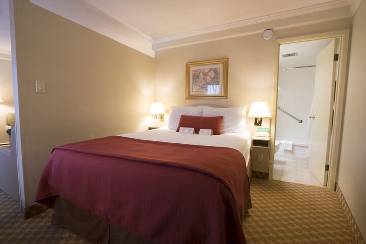 Royal Scot Hotel & Suites Trademark Collection by Wyndham