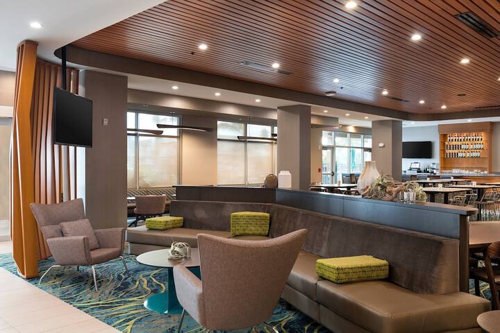 Hotel Interior 11 of 38