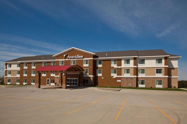 Hotel 4 of 69