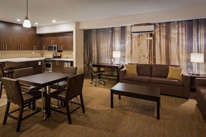 Room 15 of 39