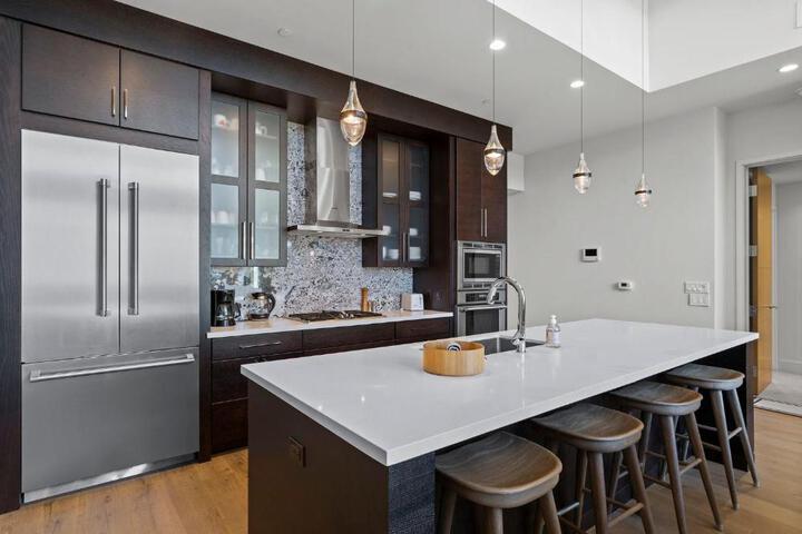 Appreciate this exclusive private penthouse located on Lake Tahoe