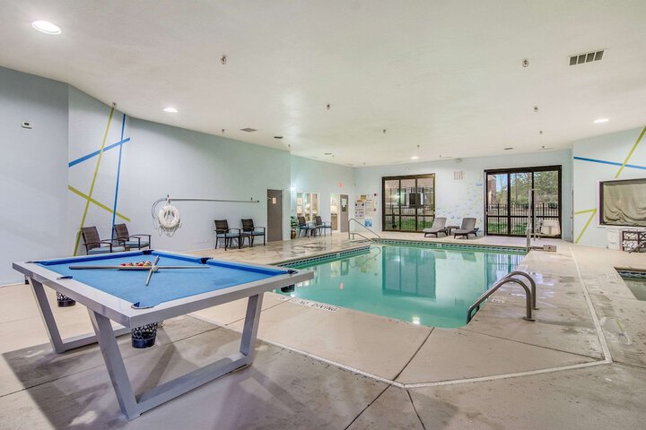 Pool 6 of 43