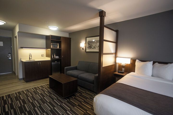 Room 35 of 54