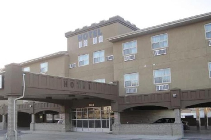 Hotel 2 of 35