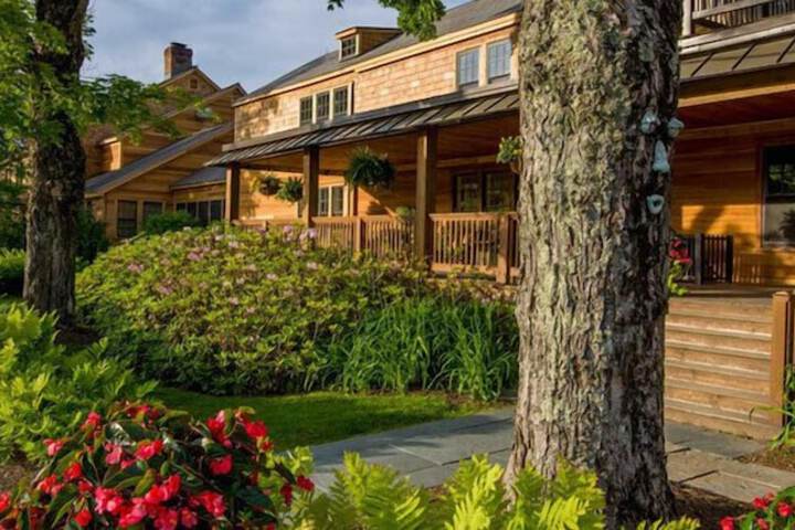 The Mountain Top Inn & Resort