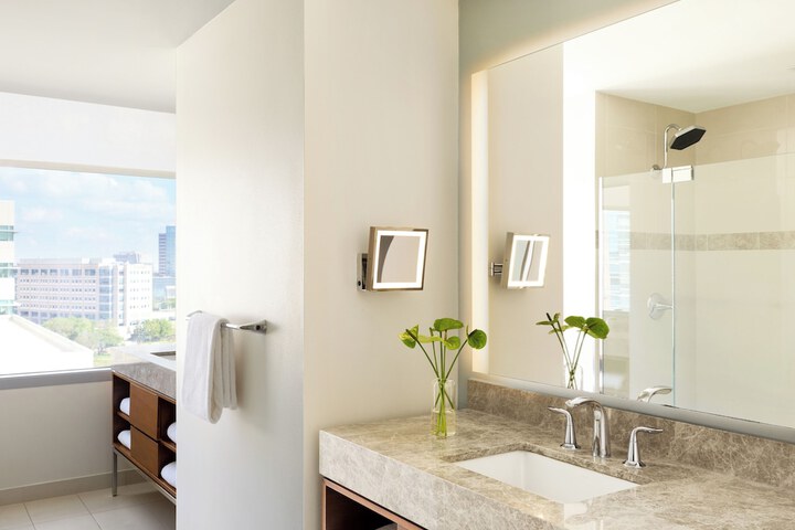 InterContinental Houston by IHG