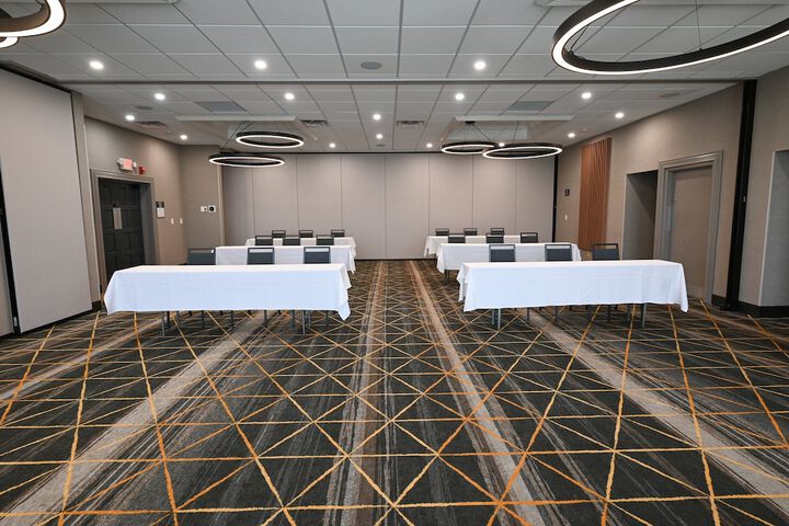 Holiday Inn Cleveland-Mayfield by IHG