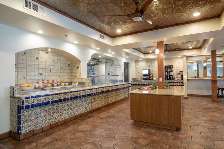 Oxford Suites Pismo Beach