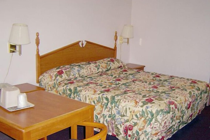Room 22 of 27